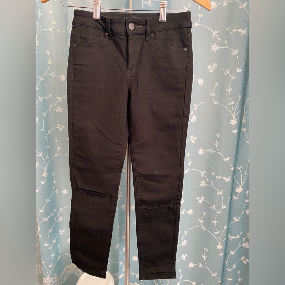 Uniqlo Black Skinny Jeans
